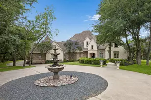 9191 Silver Leaf Ct, Little Elm, TX 75068 - Photo 9