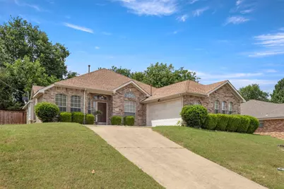 520 Jeff Grimes Boulevard, DeSoto, TX 75115 - Photo 1