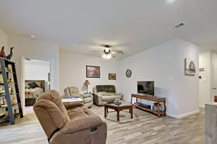 420 Jameson St, Springtown, TX 76082 - Photo 5