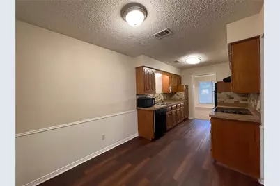 120 Shadybrook Drive, DeSoto, TX 75115 - Photo 9