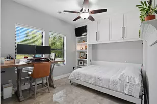 512 W Locust St, Whitewright, TX 75491 - Photo 17