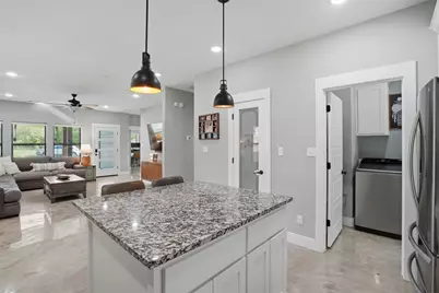 512 W Locust Street, Whitewright, TX 75491 - Photo 7