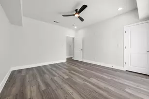 312 S Glasgow Dr, Dallas, TX 75214 - Photo 19