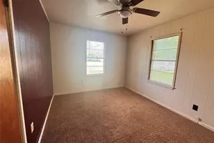 512 S Colorado St, Whitney, TX 76692 - Photo 13