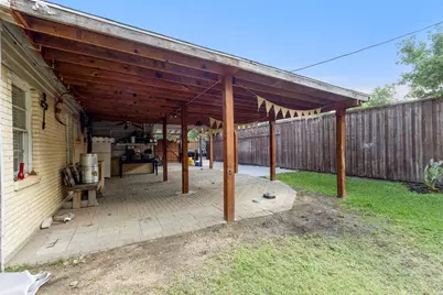 2211 Cloverdale Street, Arlington, TX 76010 - Photo 19