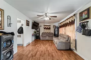 2211 Cloverdale St, Arlington, TX 76010 - Photo 7
