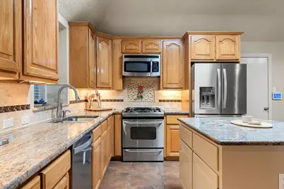 400 Watters Crossing Court, Allen, TX 75013 - Photo 7