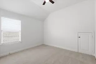 3858 Wind Cave Bend, Irving, TX 75063 - Photo 23