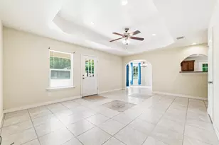 823 N Branch St, Sherman, TX 75090 - Photo 5