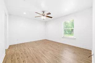 823 N Branch St, Sherman, TX 75090 - Photo 19