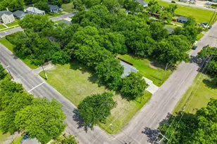 823 N Branch St, Sherman, TX 75090 - Photo 33