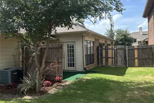 1638 Kingspoint Dr, Carrollton, TX 75007 - Photo 15