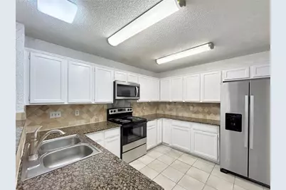 1638 Kingspoint Drive, Carrollton, TX 75007 - Photo 7