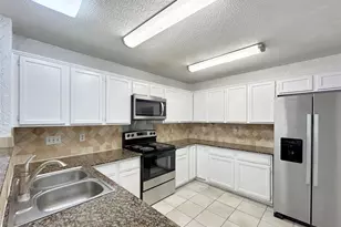 1638 Kingspoint Dr, Carrollton, TX 75007 - Photo 7