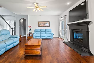 2715 Forest Lake Drive, Grand Prairie, TX 75052 - Photo 17
