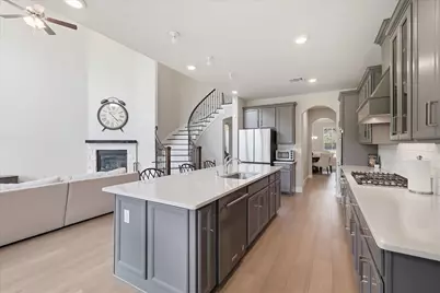 12091 Tavendale Drive, Frisco, TX 75035 - Photo 11