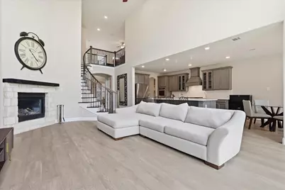 12091 Tavendale Drive, Frisco, TX 75035 - Photo 3