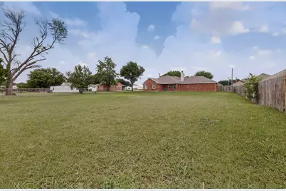 2509 Gerry Way Street, Lancaster, TX 75134 - Photo 37