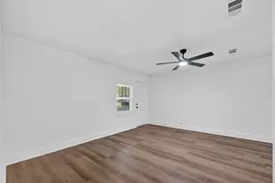 10402-10404 Joaquin Dr, Dallas, TX 75228 - Photo 7