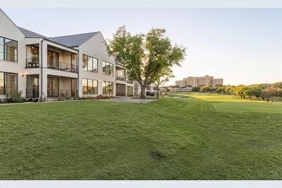 320 O'Connor Ridge Boulevard #22, Irving, TX 75038 - Photo 5