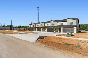 1003 Agua Escondida Ct, Springtown, TX 76082 - Photo 33