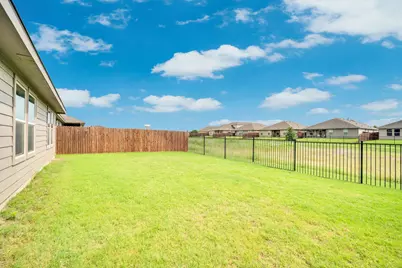 16620 Portage Street, Justin, TX 76247 - Photo 21