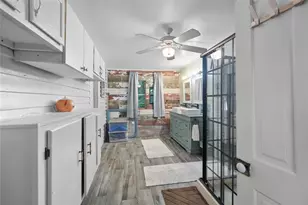 303 Market St W, Honey Grove, TX 75446 - Photo 33