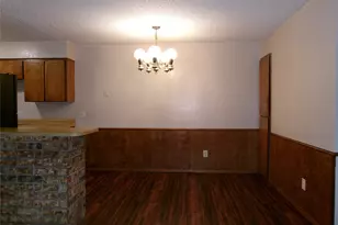 1817 Family Cir, Grand Prairie, TX 75051 - Photo 3