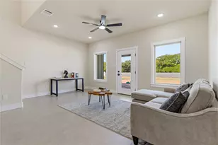 1007 Agua Escondida Ct, Springtown, TX 76082 - Photo 13