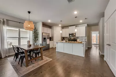 2204 Paxton Way, Denton, TX 76209 - Photo 3