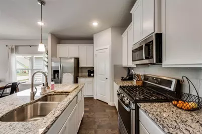2204 Paxton Way, Denton, TX 76209 - Photo 7