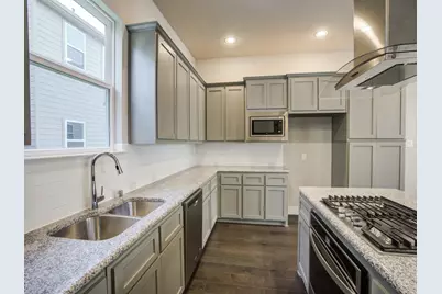 2619 Carmelita Street, Dallas, TX 75212 - Photo 3
