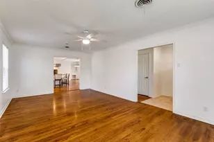 9610 Livenshire Dr, Dallas, TX 75238 - Photo 5