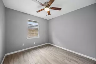 801 Broadway Ave, Euless, TX 76040 - Photo 19