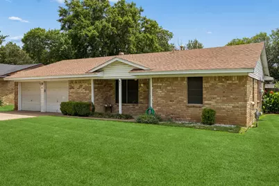 801 Broadway Avenue, Euless, TX 76040 - Photo 25