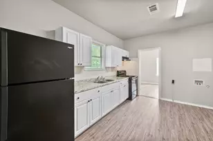 517 S 3rd St, Corsicana, TX 75110 - Photo 11