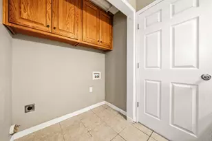 560 Meadow Ln, Crawford, TX 76638 - Photo 31
