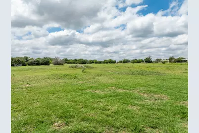 560 Meadow Lane, Crawford, TX 76638 - Photo 39