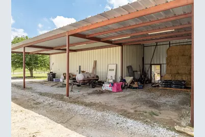 560 Meadow Lane, Crawford, TX 76638 - Photo 13