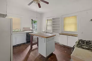 903 4th St SW, Paris, TX 75460 - Photo 5