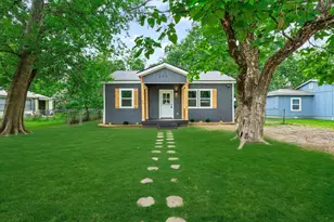 207 Pecan St, Whitesboro, TX 76273 - Photo 1