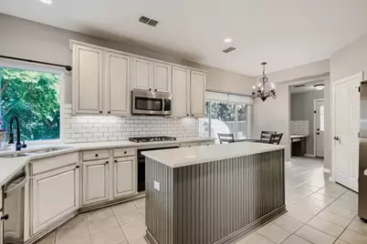 500 Lake Village Drive, McKinney, TX 75071 - Photo 11