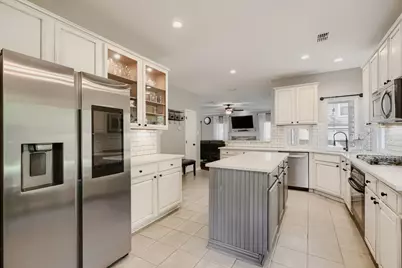 500 Lake Village Drive, McKinney, TX 75071 - Photo 5