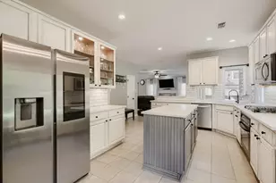 500 Lake Village Dr, McKinney, TX 75071 - Photo 5