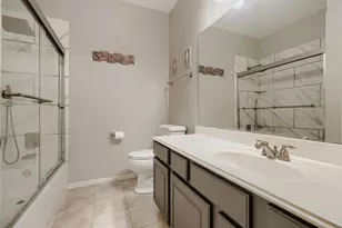 500 Lake Village Dr, McKinney, TX 75071 - Photo 13