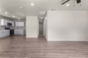 4318 Jamaica St, Dallas, TX 75210 - Photo 7