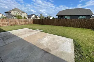 1924 Briar Hl Dr, Denton, TX 76207 - Photo 19