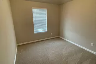 1924 Briar Hl Dr, Denton, TX 76207 - Photo 13