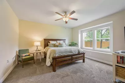 1239 E Woodin Boulevard, Dallas, TX 75216 - Photo 13