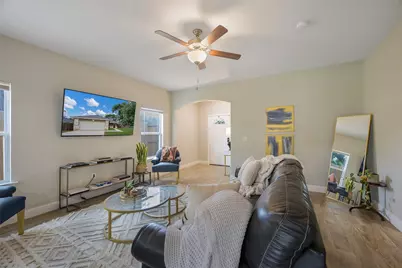 1239 E Woodin Boulevard, Dallas, TX 75216 - Photo 5